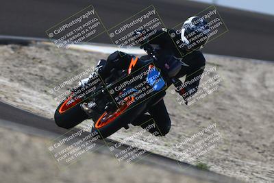 media/Nov-02-2025-Lets Ride (Sun) [[f7a3caa734]]/B Group/1220pm (Turn 2 Outside)/